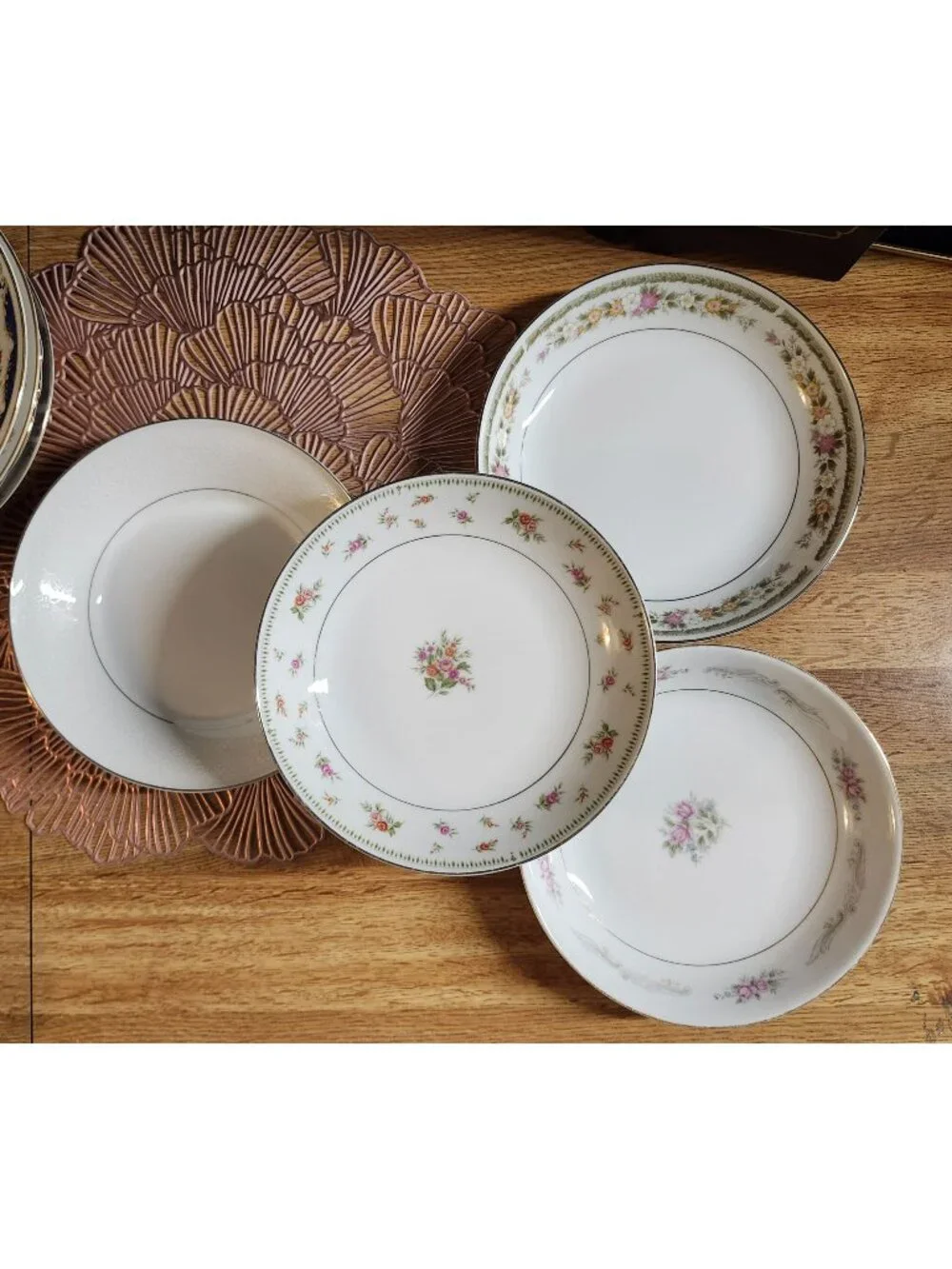 Mismatched Soup Bowls Porcelain China Set of 4 Florals